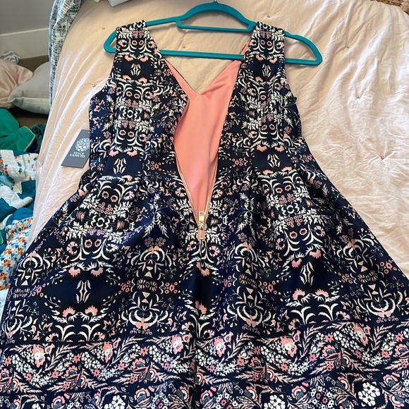 Vince Camuto sleeveless mini dress navy and pink - Picture 3 of 6